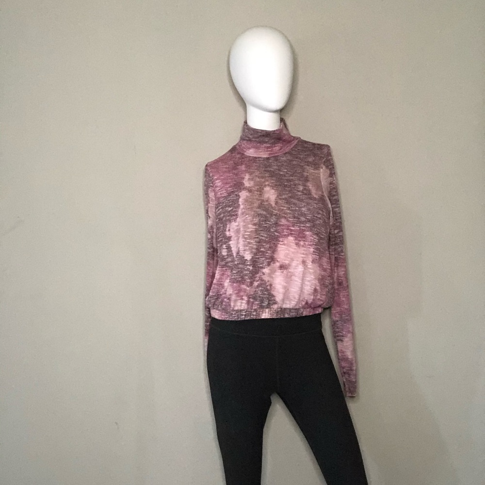 2/$7 ✨ Tie-Dye Pink Mock Neck w/ Cute Details